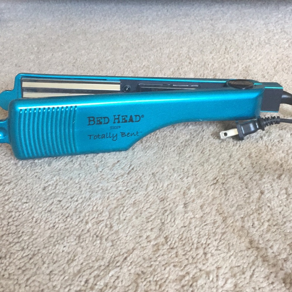 Bed Head Totally Bent Crimper
